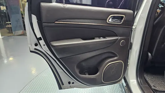 Jeep 그랜드 체로키 3.0 2014 25