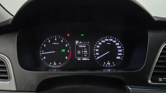 Hyundai LF LPI 2016 8