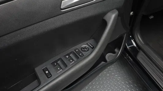 Hyundai LF LPI 2016 15