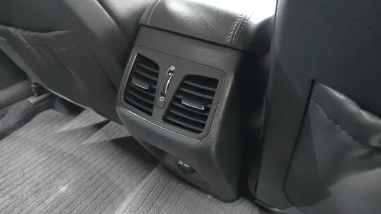 Hyundai LF LPI 2016 27