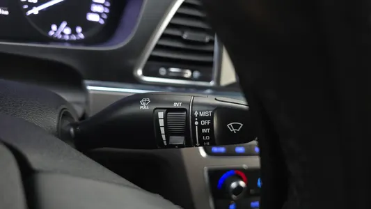 Hyundai LF LPI 2016 29