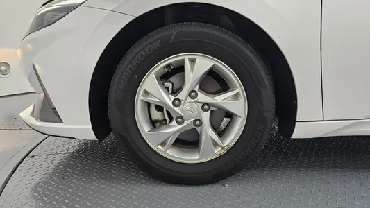 Hyundai (CN7) 1.6 2023 5
