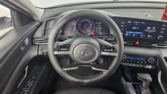 Hyundai (CN7) 1.6 2023 13