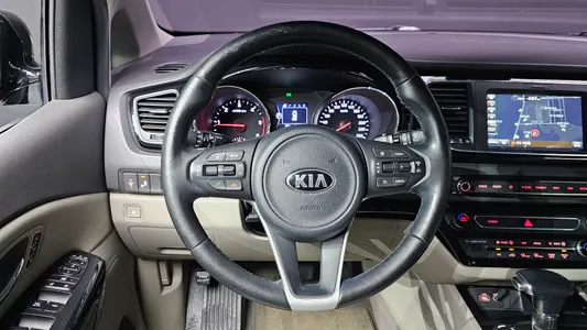 Kia 카니발 9 2017 13