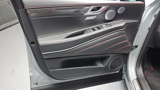 Genesis GV80 Coupe 2.5T AWD 2025 24