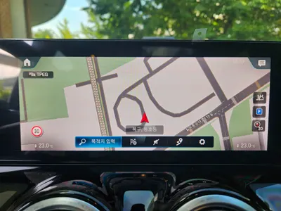 Mercedes-Benz GLA-Class H247 GLA250 4MATIC 2023 18