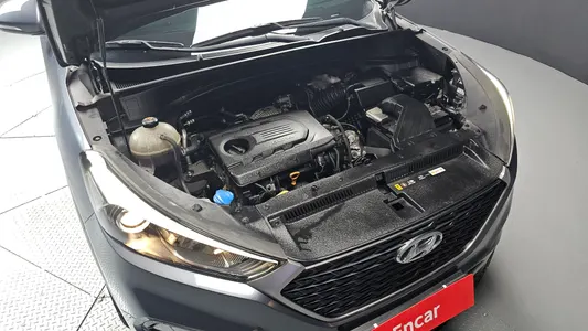 Hyundai Tucson 1.7 2WD 2016 6