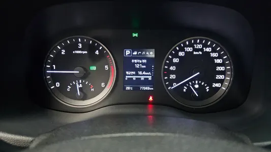Hyundai Tucson 1.7 2WD 2016 8