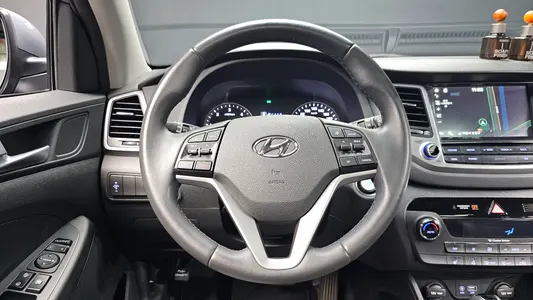 Hyundai Tucson 1.7 2WD 2016 13