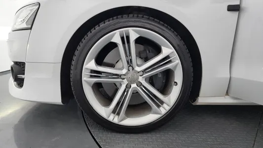 Audi S8 4.0 TFSI 2015 5