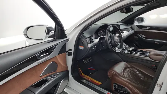 Audi S8 4.0 TFSI 2015 10