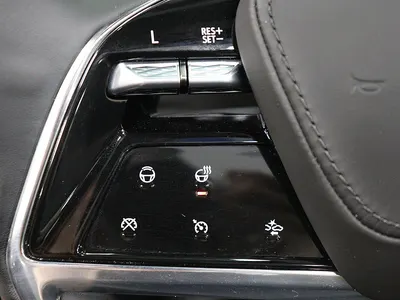 Cadillac 5 6.2 ESV 2025 10