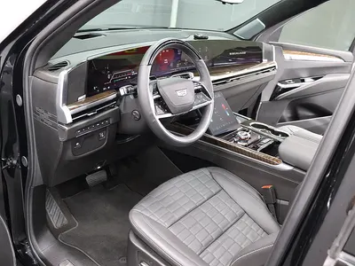 Cadillac 5 6.2 ESV 2025 16