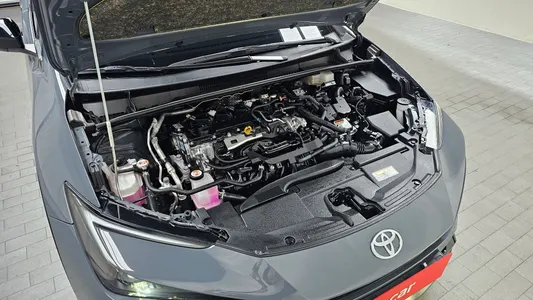 Toyota 5 2.0 XLE 2024 6