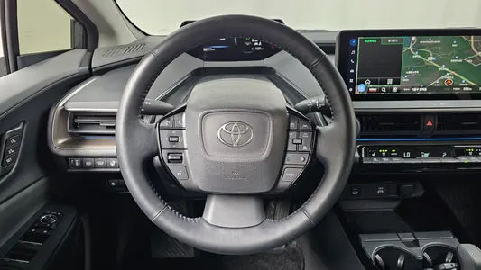 Toyota 5 2.0 XLE 2024 13