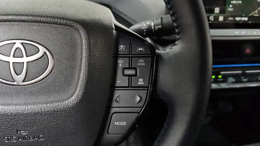 Toyota 5 2.0 XLE 2024 15
