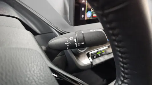 Toyota 5 2.0 XLE 2024 20