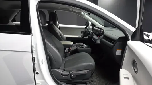 Hyundai 5 2024 26