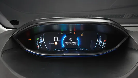 Peugeot 3008 2 1.6 BlueHDi 2017 8
