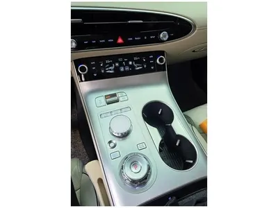 Genesis GV70 2.5T AWD 2025 10