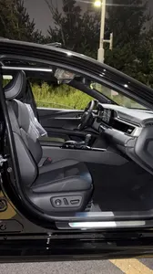Toyota (XV80) 2.5 XLE 2026 12