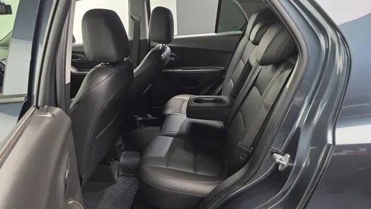 Chevrolet 트랙스 1.4 LT 2020 12