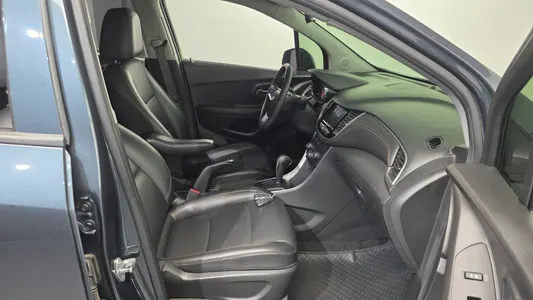Chevrolet 트랙스 1.4 LT 2020 26