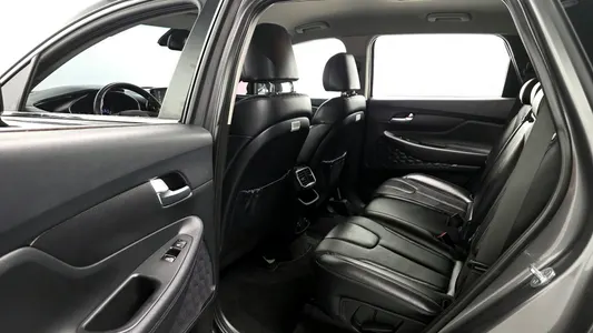 Hyundai TM 2.0 2WD 2019 11