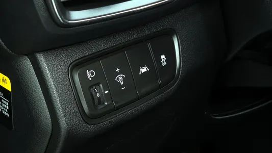 Hyundai TM 2.0 2WD 2019 15