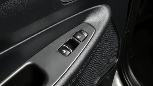 Hyundai TM 2.0 2WD 2019 17