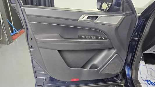 KG Mobility 렉스턴 스포츠 2.2 2WD 2018 24