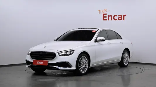 Mercedes-Benz E-Class W213 E250 2022