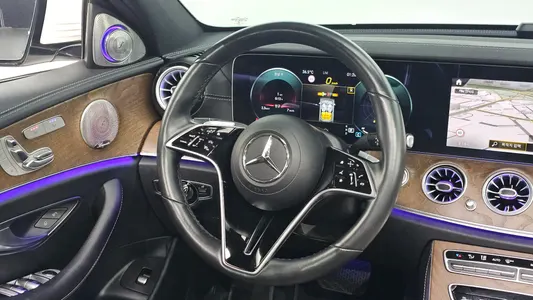 Mercedes-Benz E-Class W213 E250 2022 13