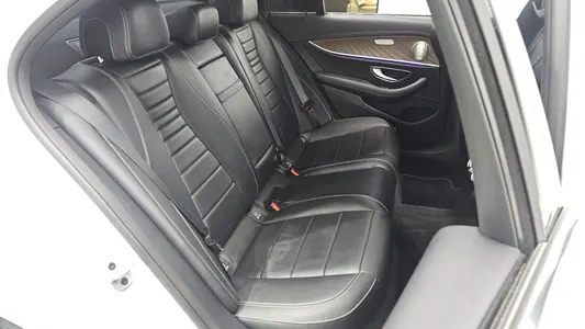 Mercedes-Benz E-Class W213 E250 2022 26