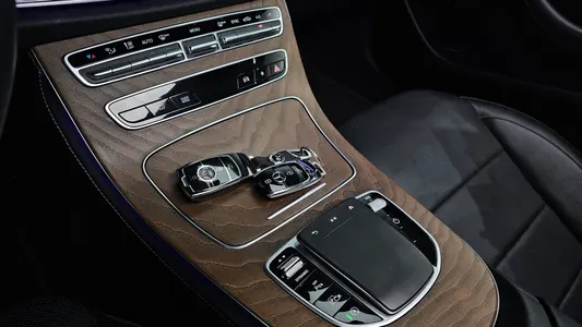 Mercedes-Benz E-Class W213 E250 2022 27