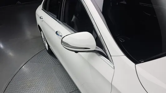 Mercedes-Benz E-Class W213 E250 2022 29
