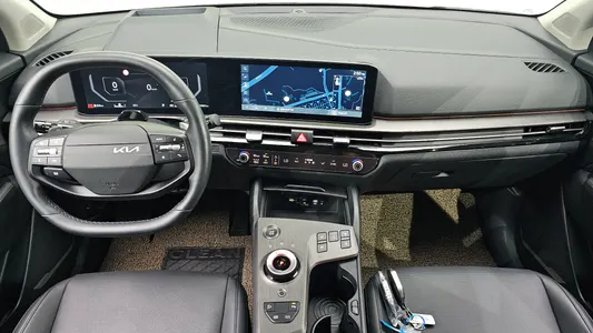 Kia 5 LPG 2.0 2WD 2025 7