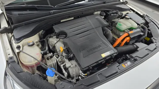 Hyundai 아이오닉 하이브리드 I 2017 6