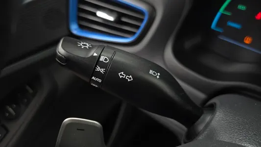 Hyundai 아이오닉 하이브리드 I 2017 18
