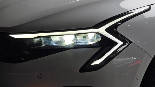 Kia K5 3 2.0 2024 23