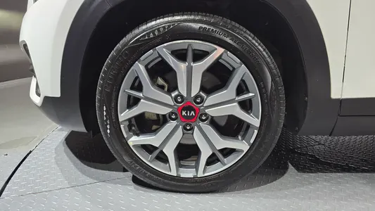 Kia Seltos 1.6 2WD 2020 5