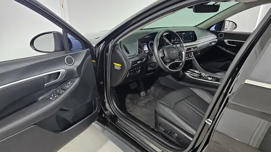 Hyundai (DN8) 2.0 2019 10