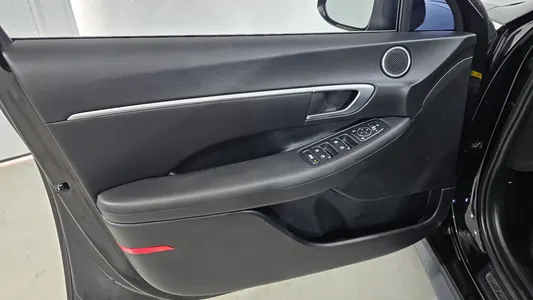 Hyundai (DN8) 2.0 2019 24