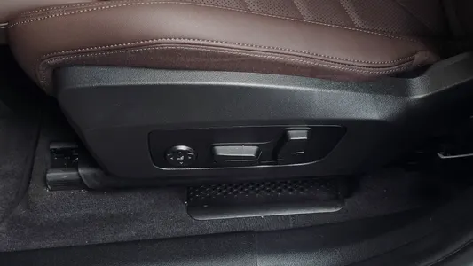 BMW 2 Series Tourer (U06) 220i 2025 29