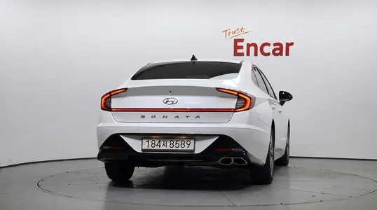 Hyundai (DN8) 1.6 2021 4