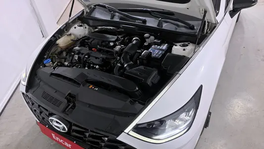 Hyundai (DN8) 1.6 2021 6