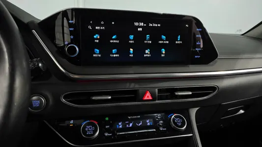 Hyundai (DN8) 1.6 2021 17