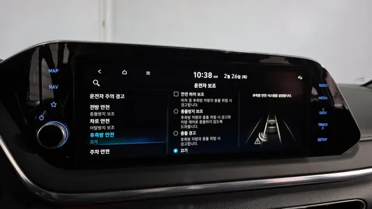 Hyundai (DN8) 1.6 2021 18