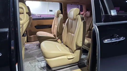 Kia 카니발 9 2019 11