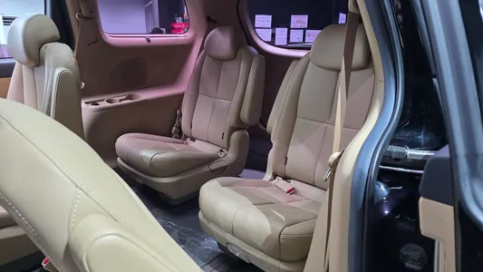 Kia 카니발 9 2019 12